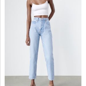 Zara Classic Fit Mom Jeans- Light Blue - Size 27 (US 4)